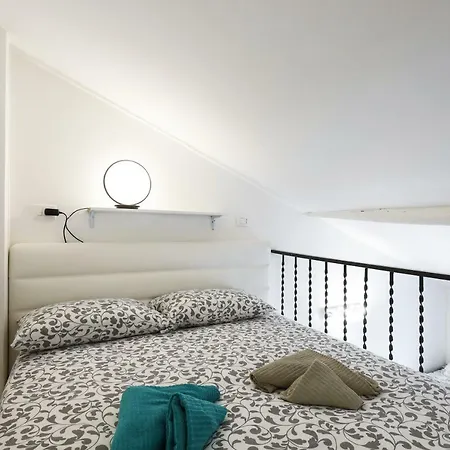 Primopiano - Schiaparelli B Flat Appartement *