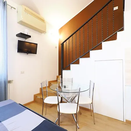 Primopiano - Schiaparelli B Flat Apartment