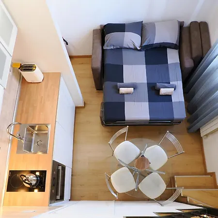 Primopiano - Schiaparelli B Flat Apartment